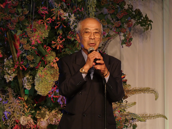 日本理美容教育センター谷本穎昭理事長より祝辞